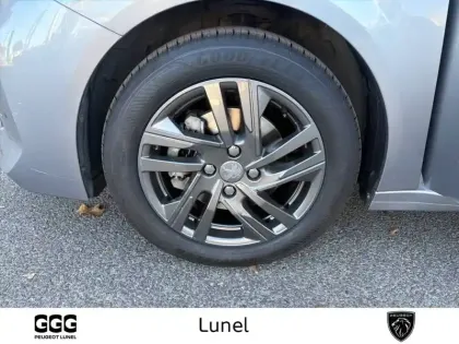Photo 11 Peugeot 208  PureTech 100 S&S BVM6