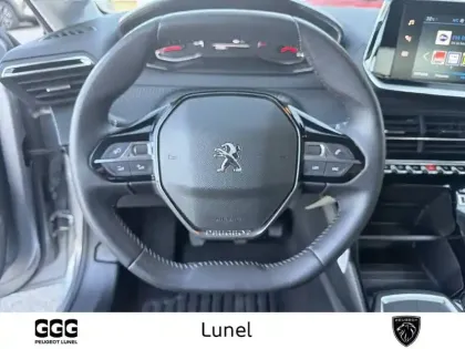 Photo 15 Peugeot 208  PureTech 100 S&S BVM6