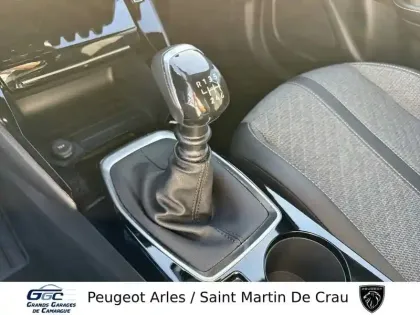 Photo 19 Peugeot 2008  PureTech 100 S&S BVM6