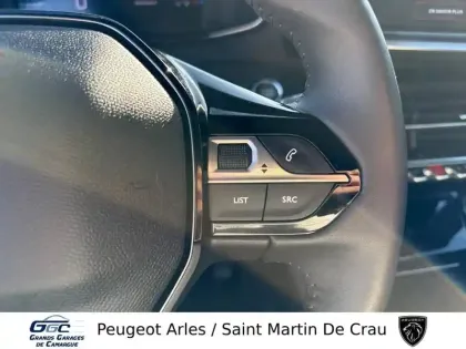 Photo 17 Peugeot 2008  PureTech 100 S&S BVM6