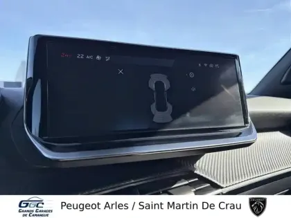 Photo 27 Peugeot 2008  PureTech 100 S&S BVM6
