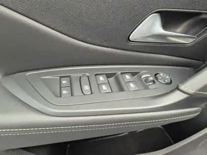 Photo 24 Peugeot 308  PHEV 180 e-EAT8