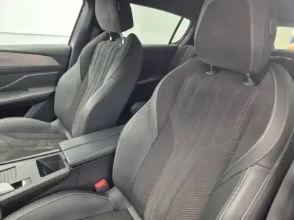 Photo 8 Peugeot 308  PHEV 180 e-EAT8