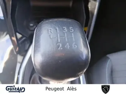 Photo 19 Peugeot 208  PureTech 100 S&S BVM6