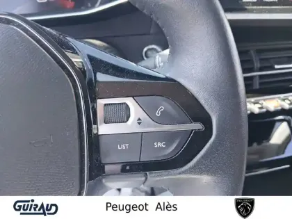 Photo 16 Peugeot 208  PureTech 100 S&S BVM6