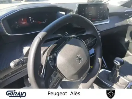 Photo 8 Peugeot 208  PureTech 100 S&S BVM6