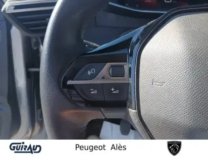 Photo 17 Peugeot 208  PureTech 100 S&S BVM6