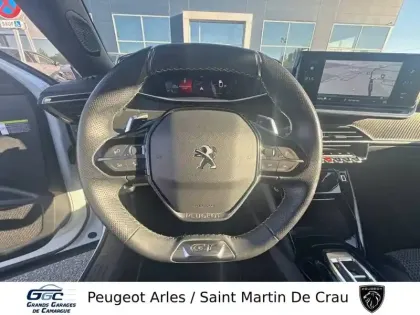 Photo 16 Peugeot 2008  PureTech 130 S&S EAT8