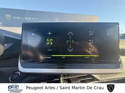 Photo 22 Peugeot 2008  PureTech 130 S&S EAT8