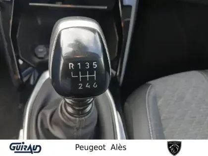 Photo 19 Peugeot 208  PureTech 100 S&S BVM6