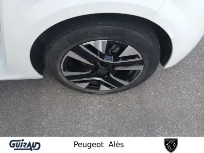 Photo 11 Peugeot 208  PureTech 100 S&S BVM6