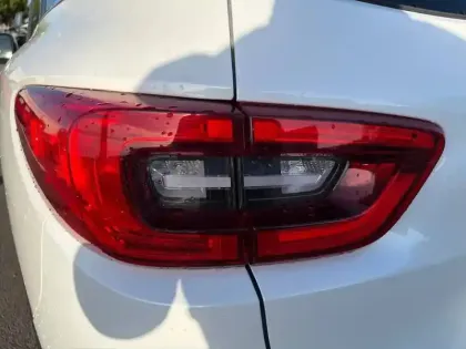 Photo 16 Renault Kadjar  Blue dCi 115 EDC