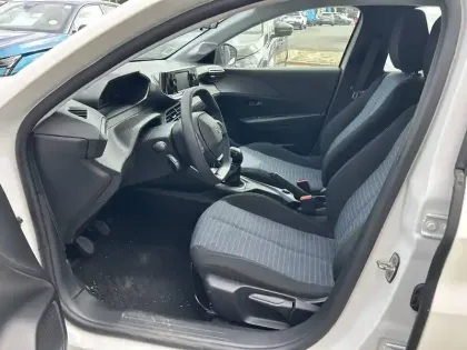 Photo 6 Peugeot 208  PURETECH 75 S&S BVM5