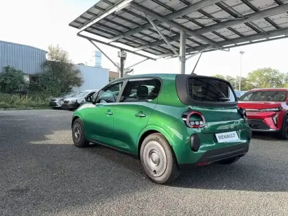 Photo 11 Renault Twingo  E-Tech Electrique 80 ch autonomie urbaine