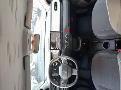 Photo 8 Renault Twingo  E-Tech Electrique 80 ch autonomie urbaine