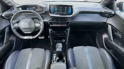 Photo 22 Peugeot 208  Electrique 50 kWh 136ch