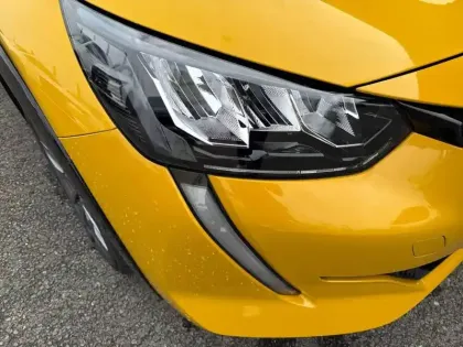 Photo 15 Peugeot 208  Electrique 50 kWh 136ch