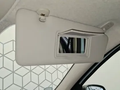 Photo 36 Renault Twingo  III E-Tech