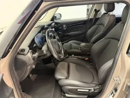 Photo 11 Mini Mini Hatch 5 Portes Cooper 136 ch DKG7
