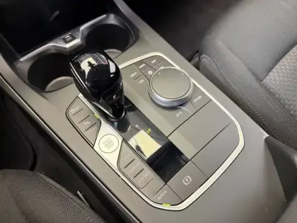 Photo 25 BMW Serie 1 118i 136 ch DKG7