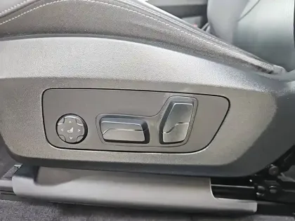 Photo 34 BMW X1  xDrive 25e 245ch DKG7