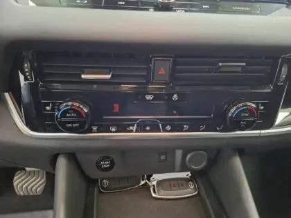 Photo 46 Nissan Qashqai  e-Power 190 ch
