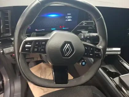 Photo 14 Renault Espace  E-Tech hybrid 200