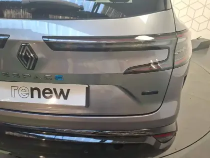 Photo 13 Renault Espace  E-Tech hybrid 200