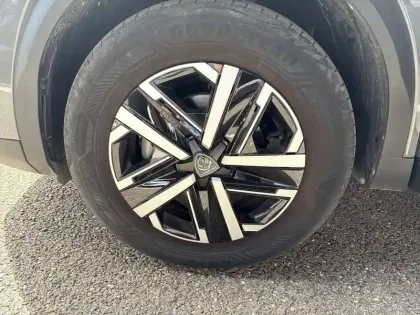 Photo 10 Peugeot 2008  PureTech 100 S&S BVM6