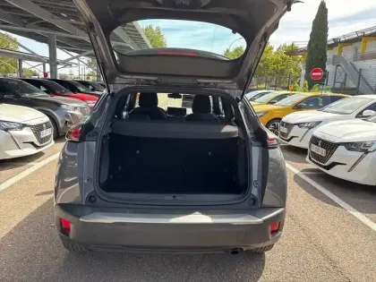 Photo 5 Peugeot 2008  PureTech 100 S&S BVM6