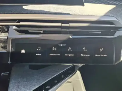 Photo 29 Peugeot 3008  Hybrid 145 e-DCS6