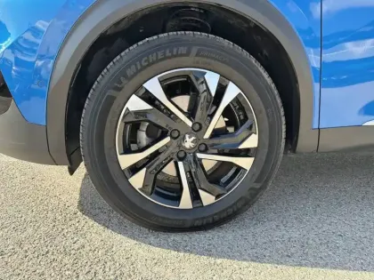 Photo 8 Peugeot 2008  BlueHDi 130 S&S EAT8