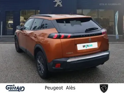 Photo 7 Peugeot 2008  PureTech 100 S&S BVM6