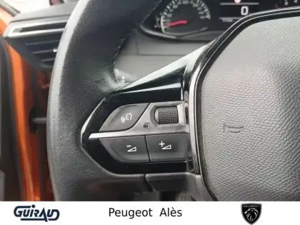 Photo 16 Peugeot 2008  PureTech 100 S&S BVM6
