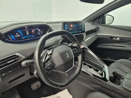 Photo 11 Peugeot 3008  PureTech 130ch S&S EAT8