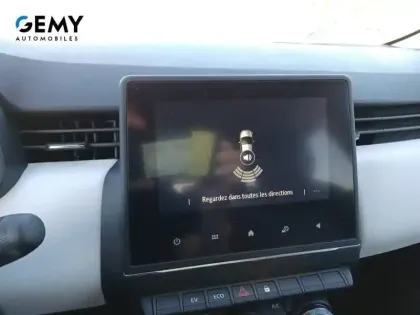 Photo 14 Renault Clio  E-Tech full hybrid 145