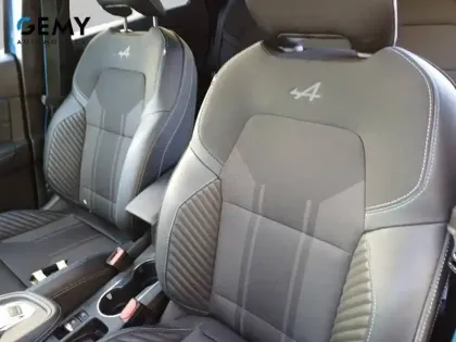Photo 8 Renault Captur  E-Tech full hybrid 145 ch