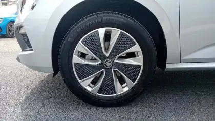 Photo 8 Skoda Kamiq  1.0 TSI Evo 2 116 ch DSG7