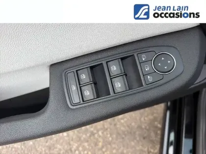 Photo 18 Renault Clio  E-Tech full hybrid 145