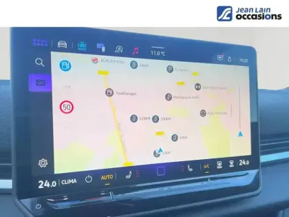 Photo 16 Volkswagen T-roc  1.5 eTSI Hybrid 150 ch DSG7