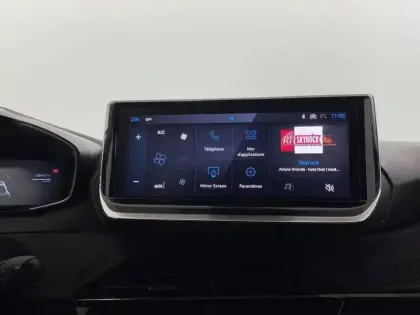Photo 19 Peugeot 208  Hybrid 100 e-DCS6