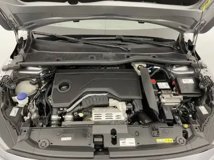 Photo 20 Peugeot 208  Hybrid 100 e-DCS6