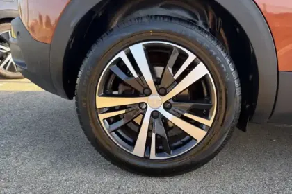 Photo 12 Peugeot 3008  Puretech 130ch S&S EAT8