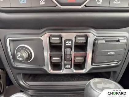 Photo 17 Jeep Wrangler  Unlimited 4xe 2.0 l T 380 ch PHEV 4x4 BVA8