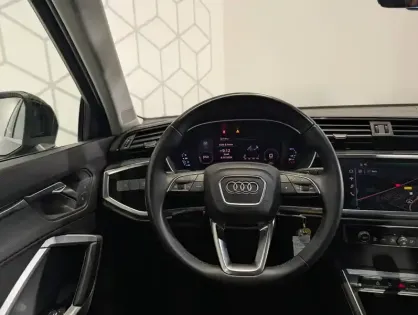 Photo 23 Audi Q3  35 TDI 150 ch S tronic 7