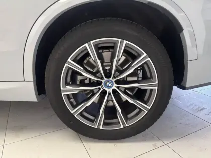 Photo 13 BMW X5  xDrive50e 489 ch BVA8
