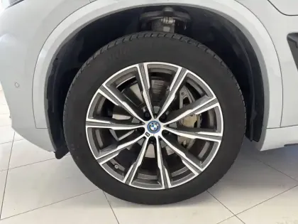 Photo 12 BMW X5  xDrive50e 489 ch BVA8