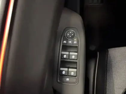 Photo 16 Renault Scenic  E-Tech électrique 220 ch grande autonomie