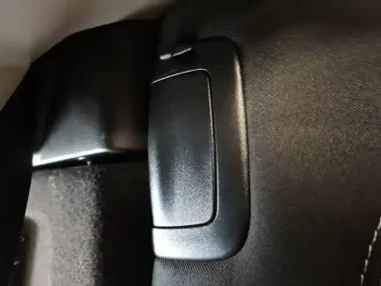 Photo 24 Renault Captur  E-Tech 145 - 21
