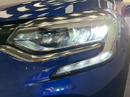 Photo 19 Renault Captur  E-Tech 145 - 21